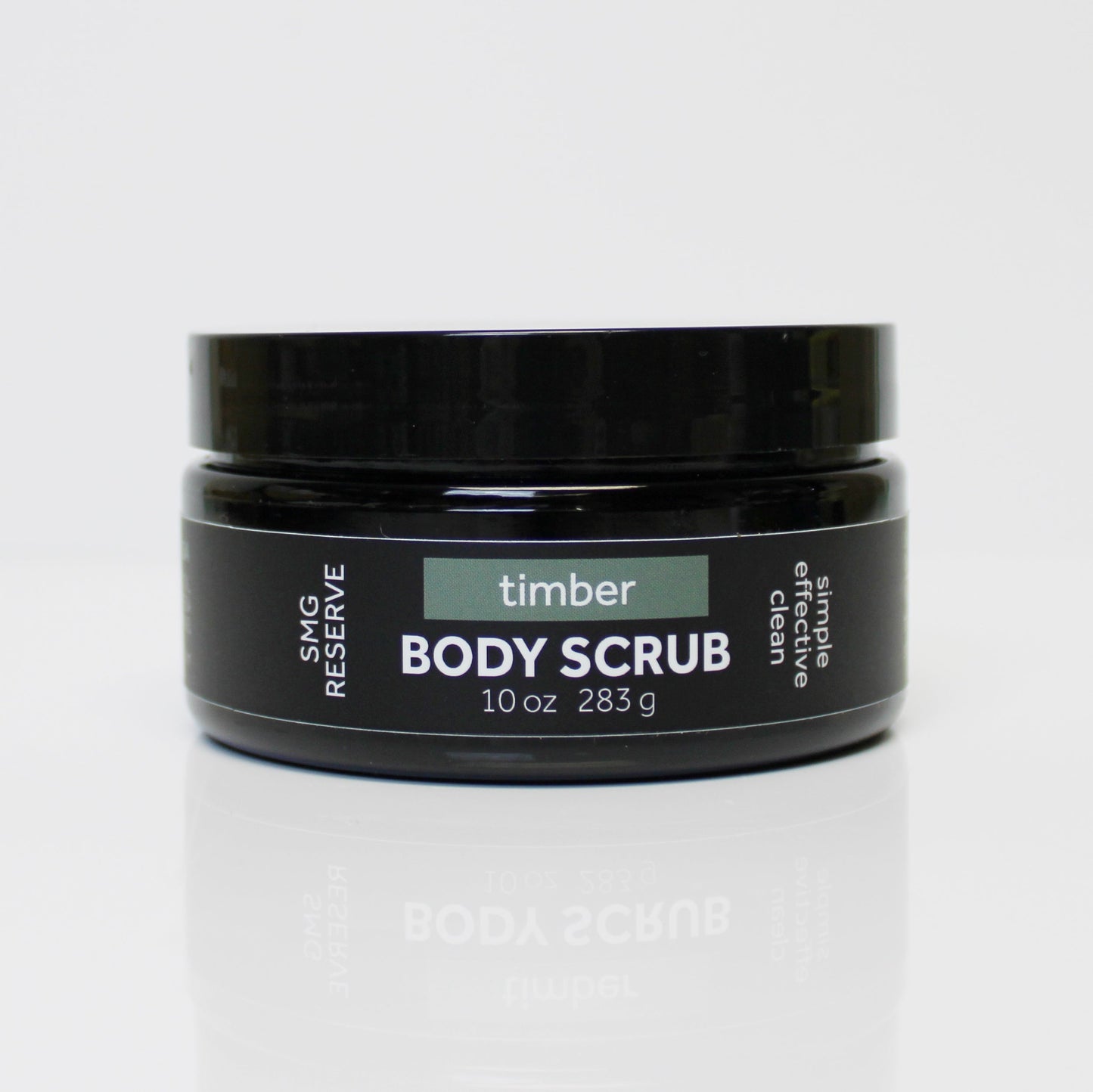 Exfoliating scrub for men to fight dryness and ingrown hairs